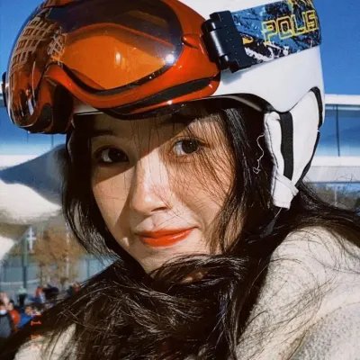 屋顶上的绿宝石